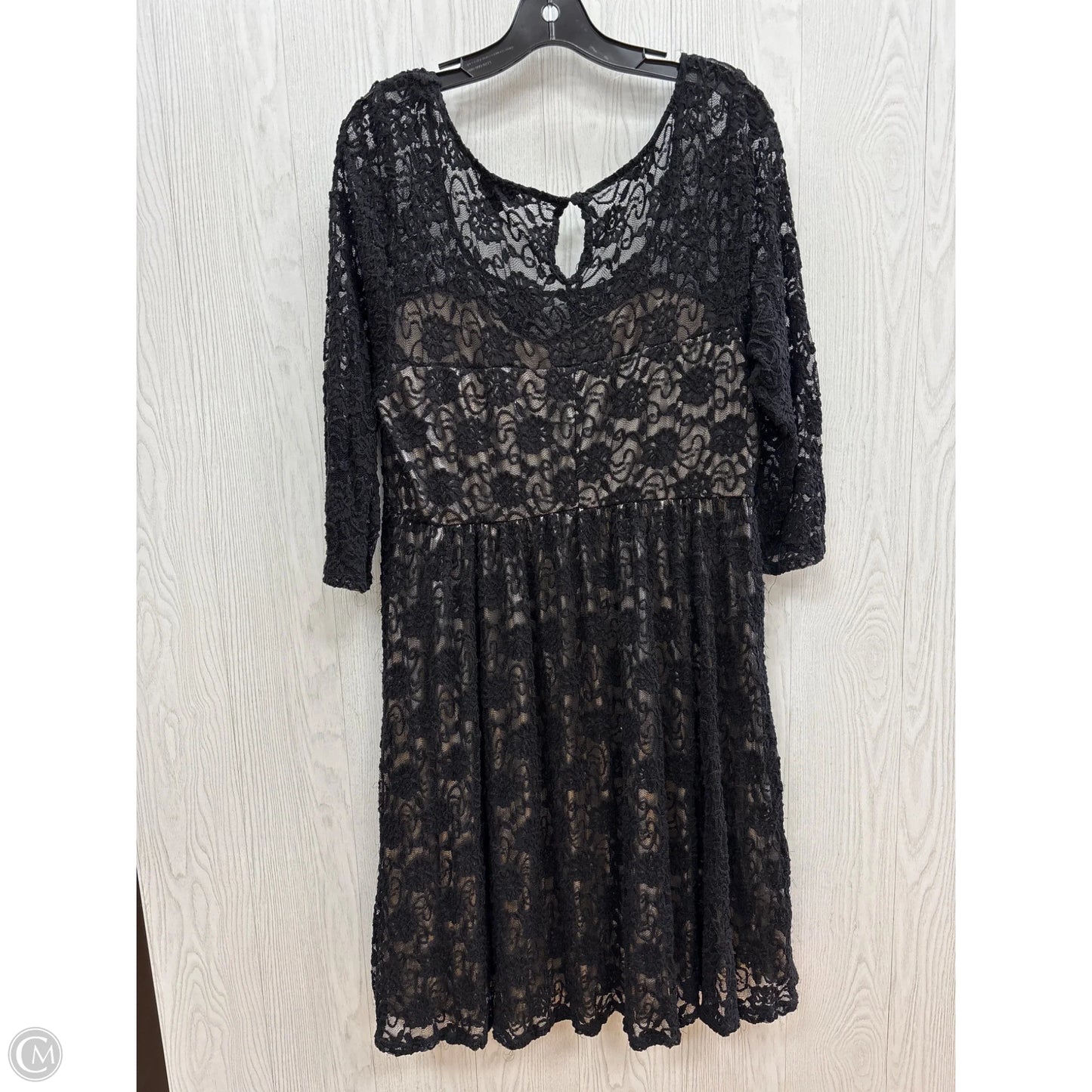 Dress Casual Short By Torrid In Black, Size: 1x