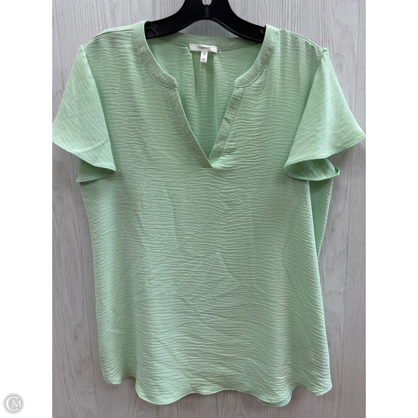 Top Short Sleeve By Maurices In Green, Size: M
