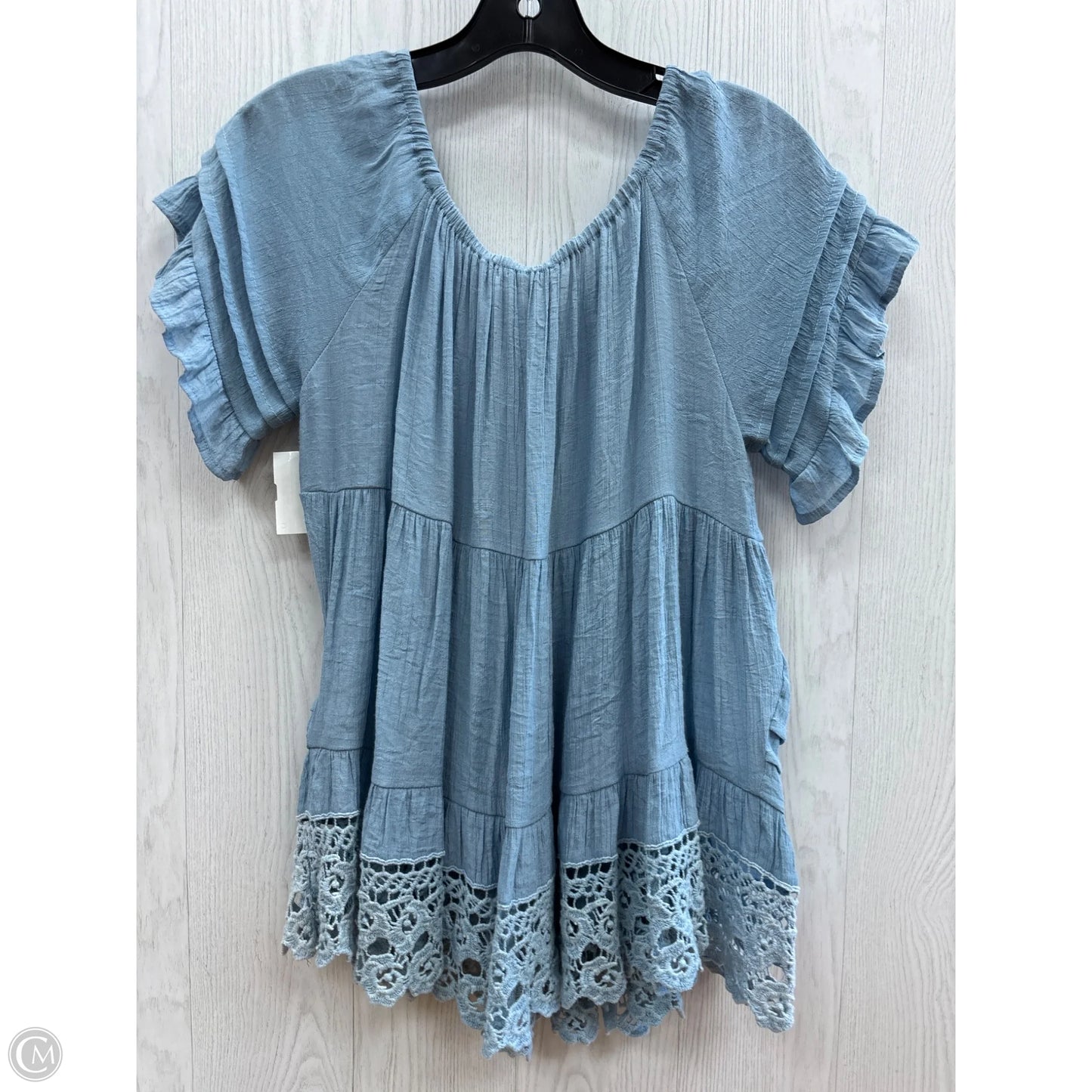 Top Short Sleeve By Entro In Blue, Size: S