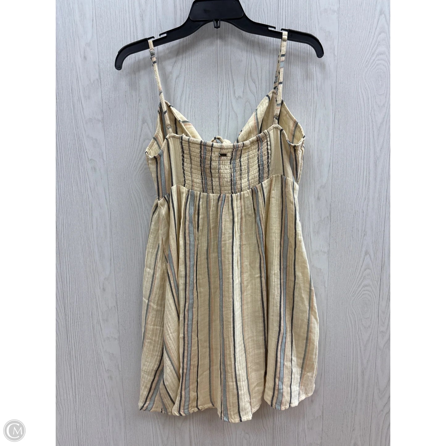 Dress Casual Short By Oneill In Tan, Size: L