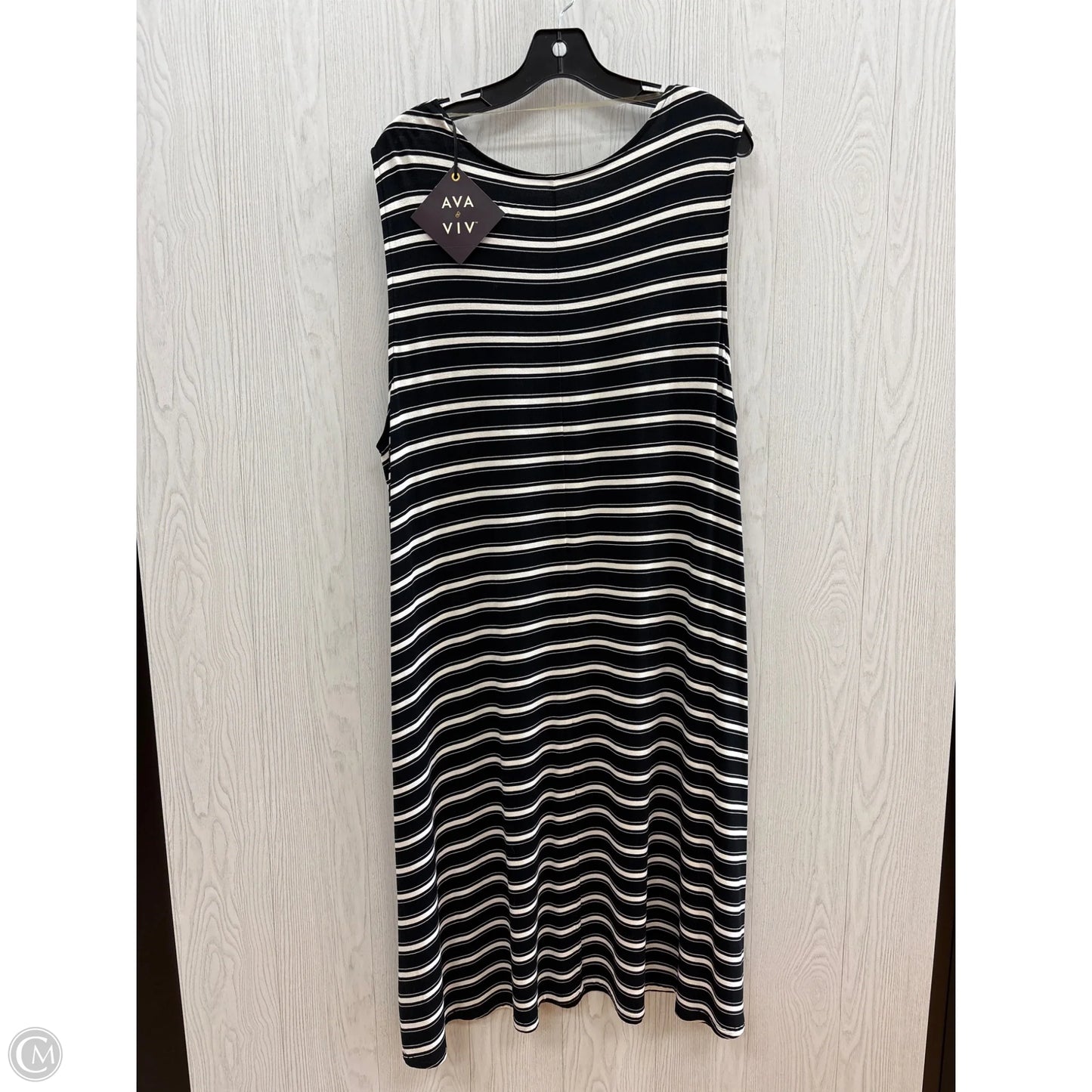 Dress Casual Short By Ava & Viv In Black & White, Size: 2x