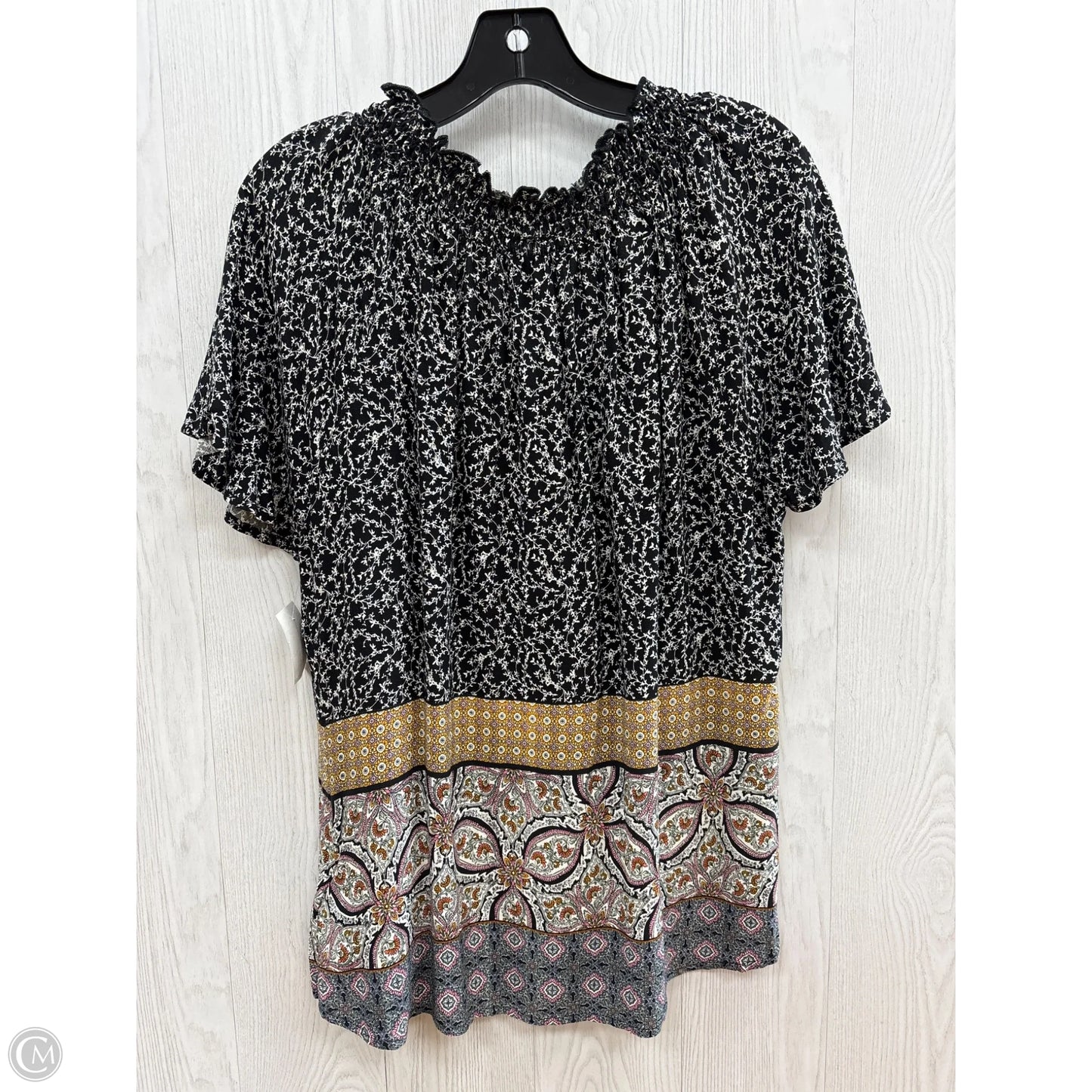 Top Short Sleeve By Knox Rose In Black White, Size: S