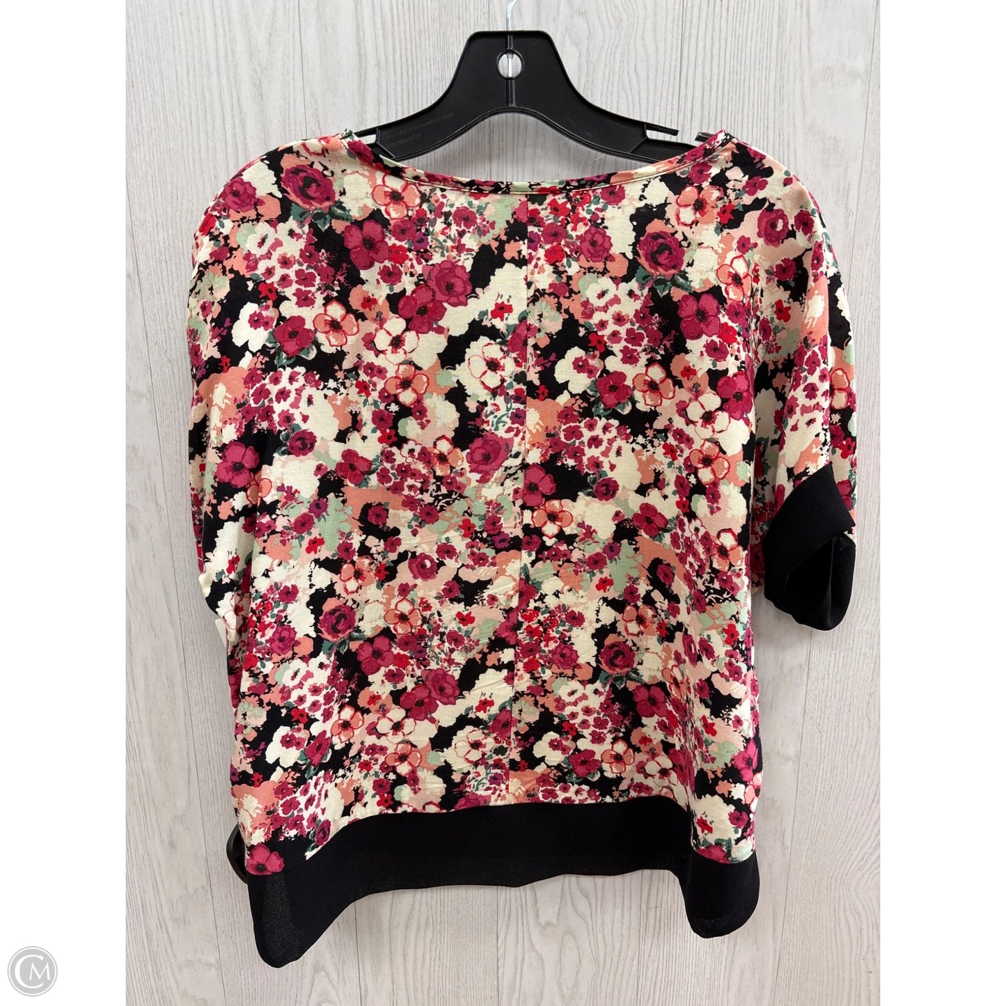 Top Short Sleeve By Clothes Mentor In Floral Print, Size: S