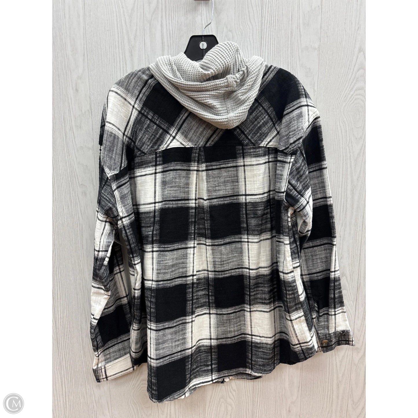 Top Long Sleeve By Maurices In Black & Grey, Size: Xl