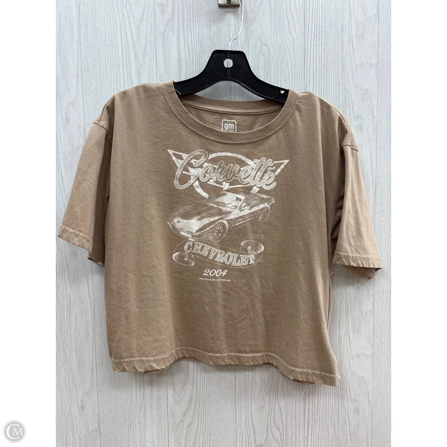 Top Short Sleeve By Clothes Mentor In Beige, Size: M