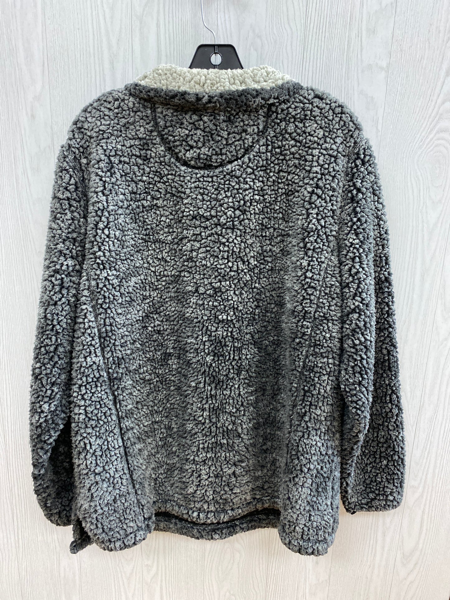 Top Long Sleeve Fleece Pullover By Clothes Mentor Size: Xl