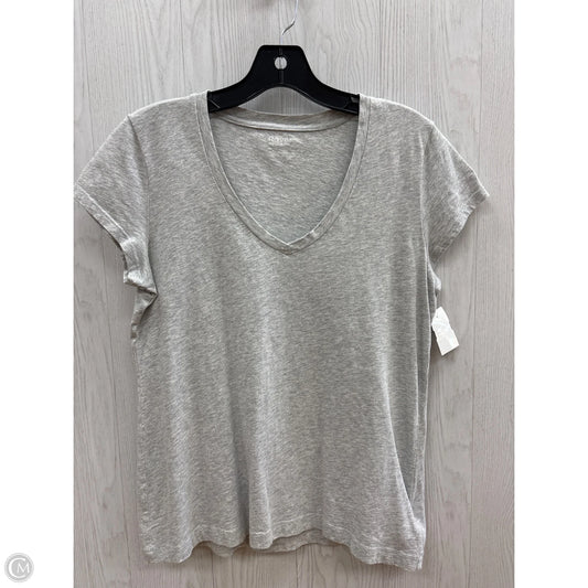 Top Short Sleeve Basic By Clothes Mentor In Grey, Size: M