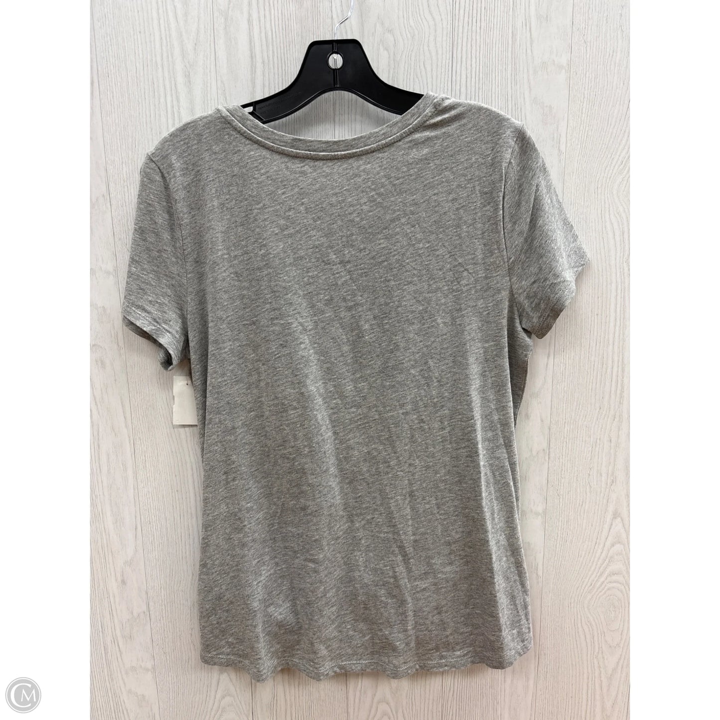 Top Short Sleeve Basic By Clothes Mentor In Grey, Size: M