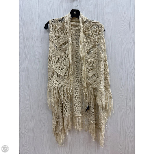 Shawl By Clothes Mentor In Cream, Size: M