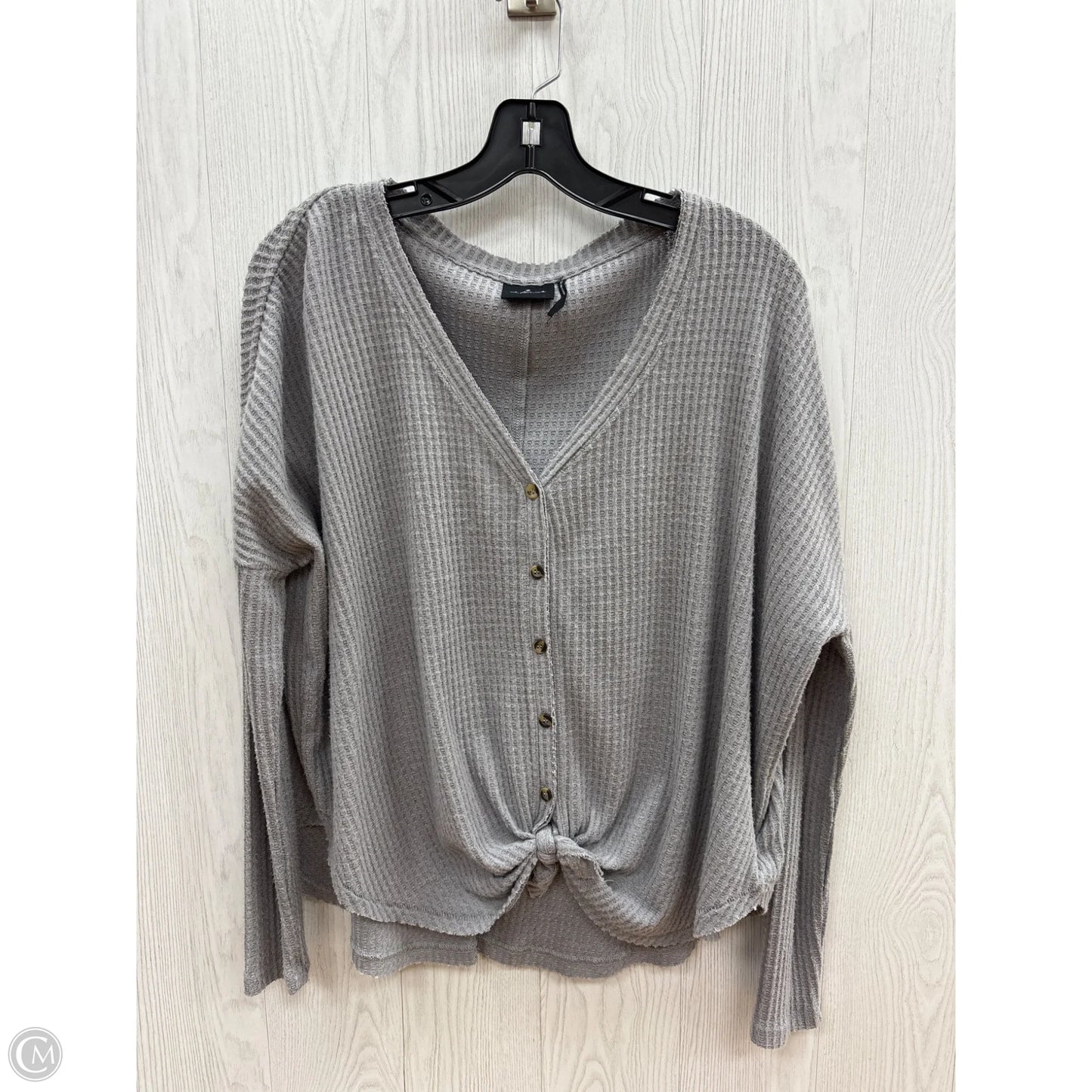 Top Long Sleeve By Clothes Mentor In Grey, Size: Xs