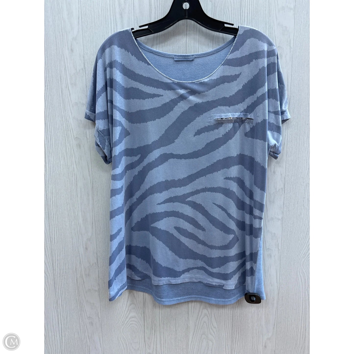 Top Short Sleeve By Clothes Mentor In Blue, Size: M