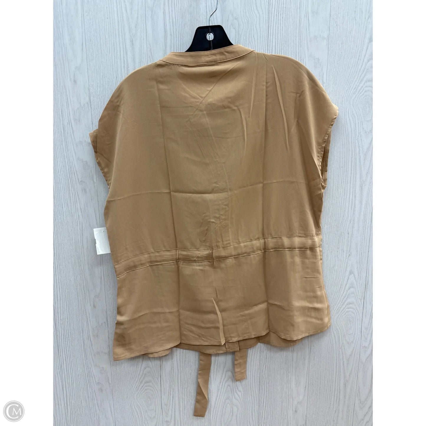 Top Short Sleeve By Amazon Essentials In Tan, Size: M