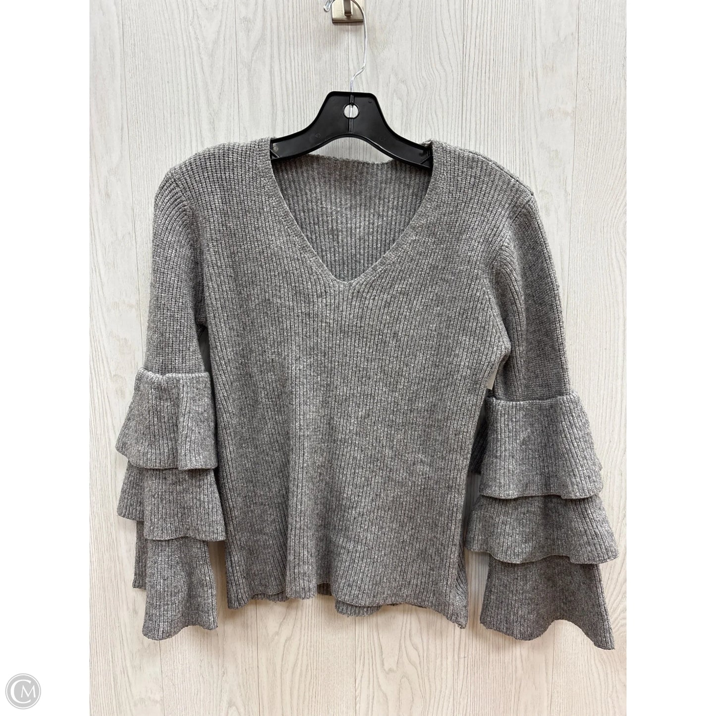 Sweater By Clothes Mentor In Grey, Size: S