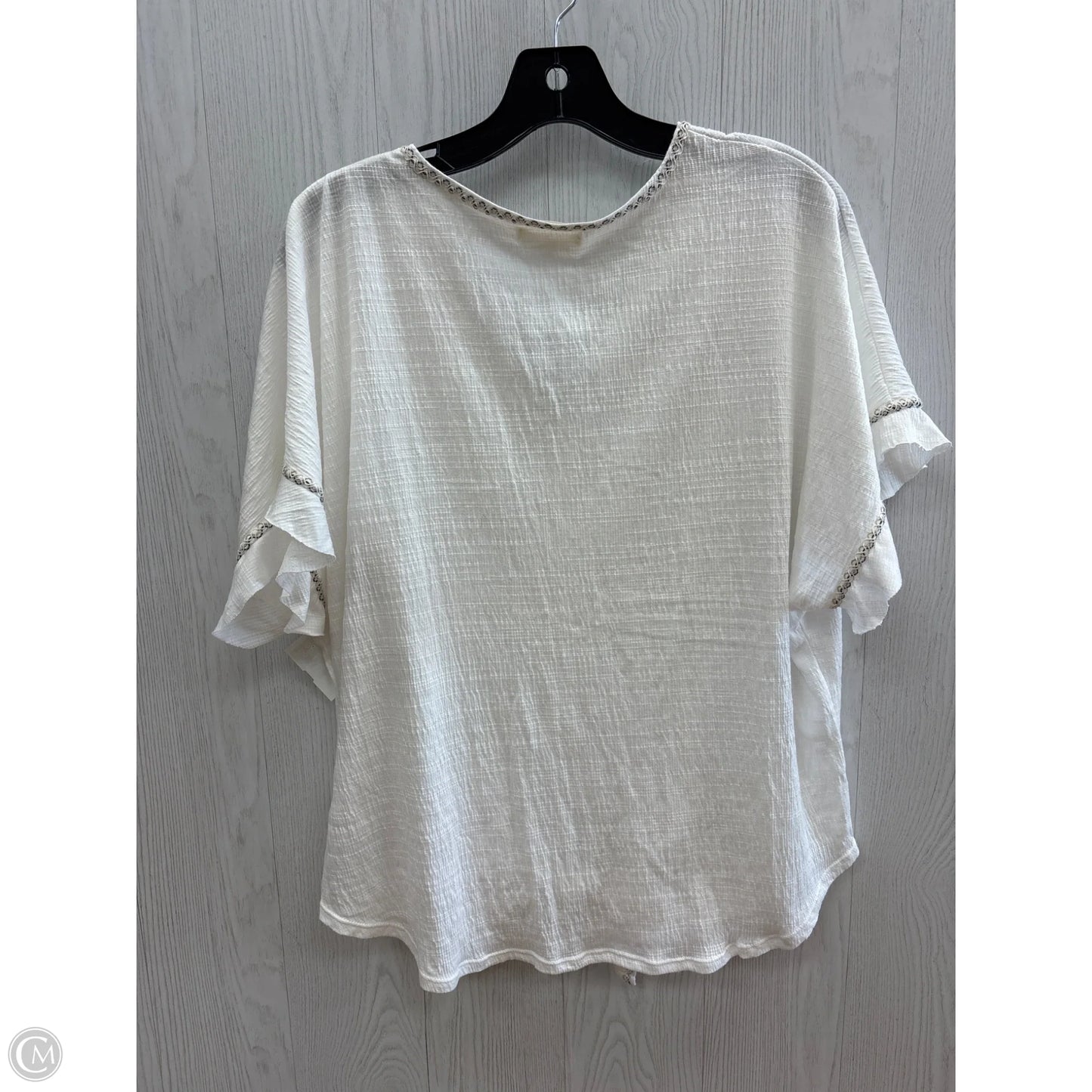 Top Short Sleeve By Max Studio In White, Size: 1x