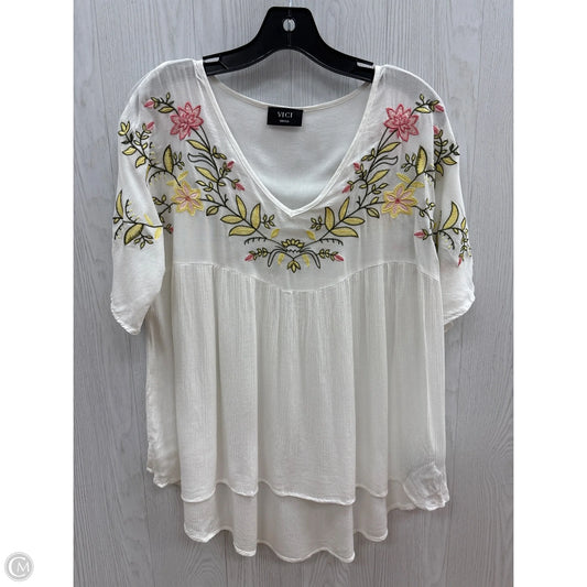 Top Short Sleeve By Vici In White, Size: S