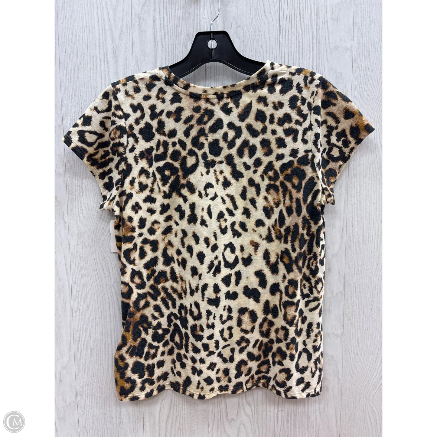 Top Short Sleeve Basic By Express In Animal Print, Size: M