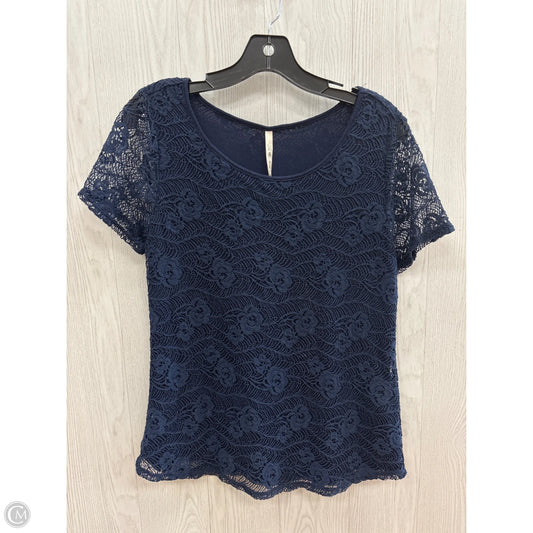 Top Short Sleeve By Leo And Nicole In Navy, Size: S