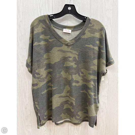Top Short Sleeve Basic By Pink Lily In Camouflage Print, Size: S