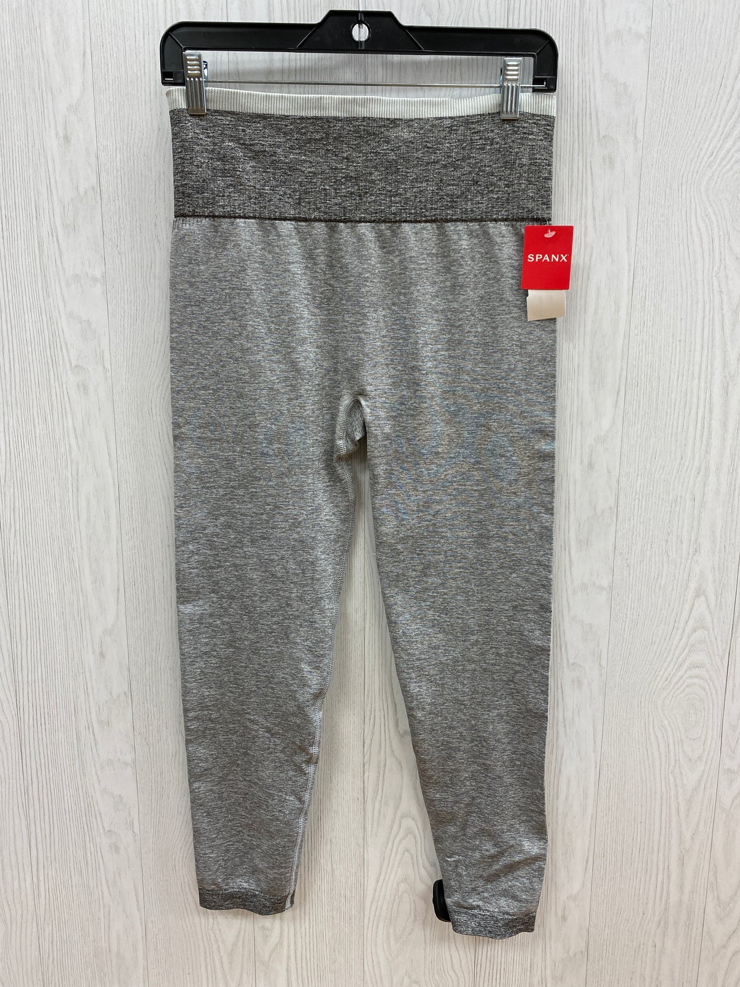 Athletic Leggings By Spanx In Grey, Size: L