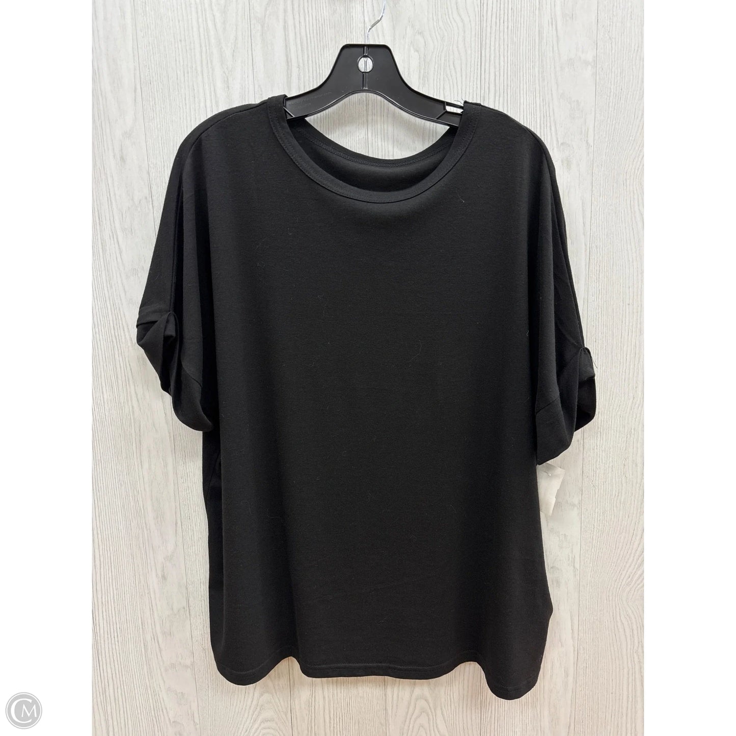 Top Short Sleeve By Clothes Mentor In Black, Size: M