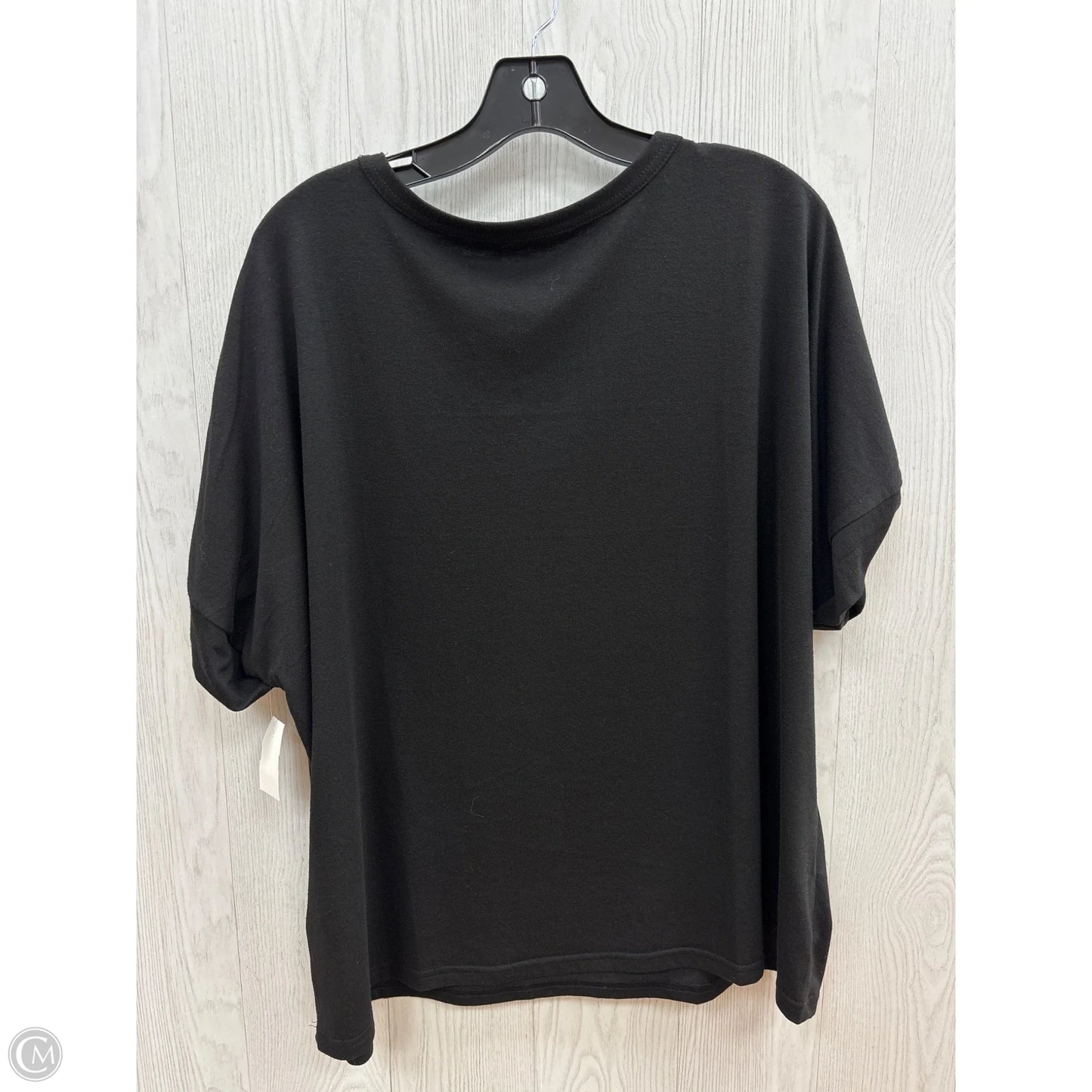 Top Short Sleeve By Clothes Mentor In Black, Size: M
