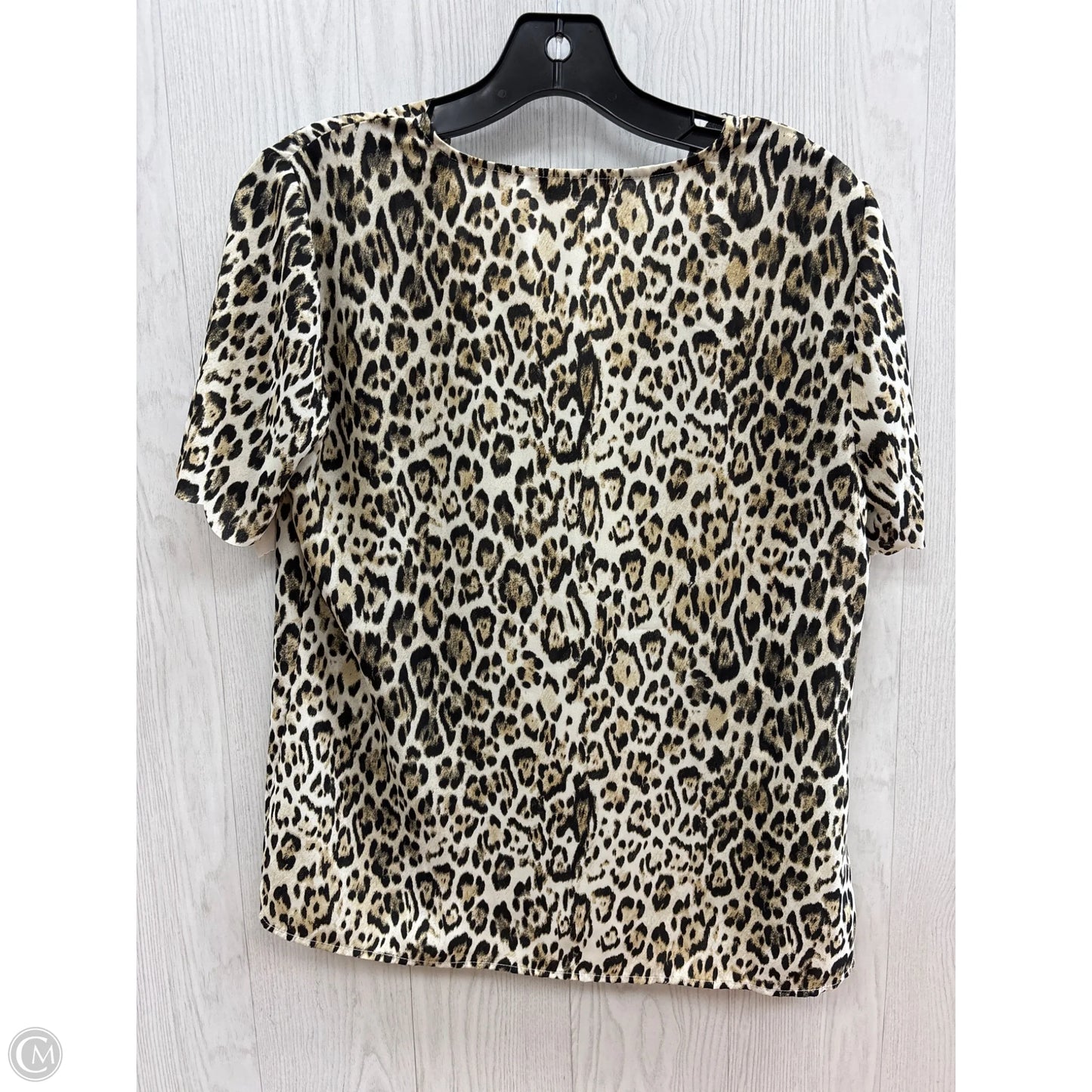 Top Short Sleeve Basic By Clothes Mentor In Leopard Print, Size: S