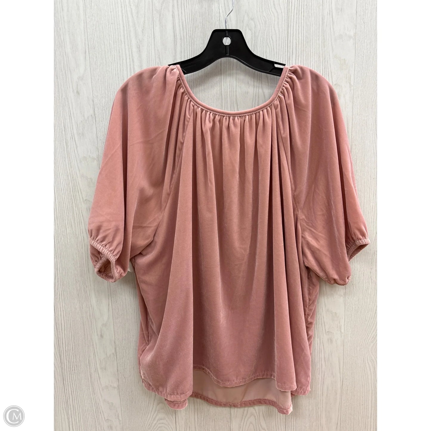 Top Short Sleeve By Old Navy In Blush, Size: 2x