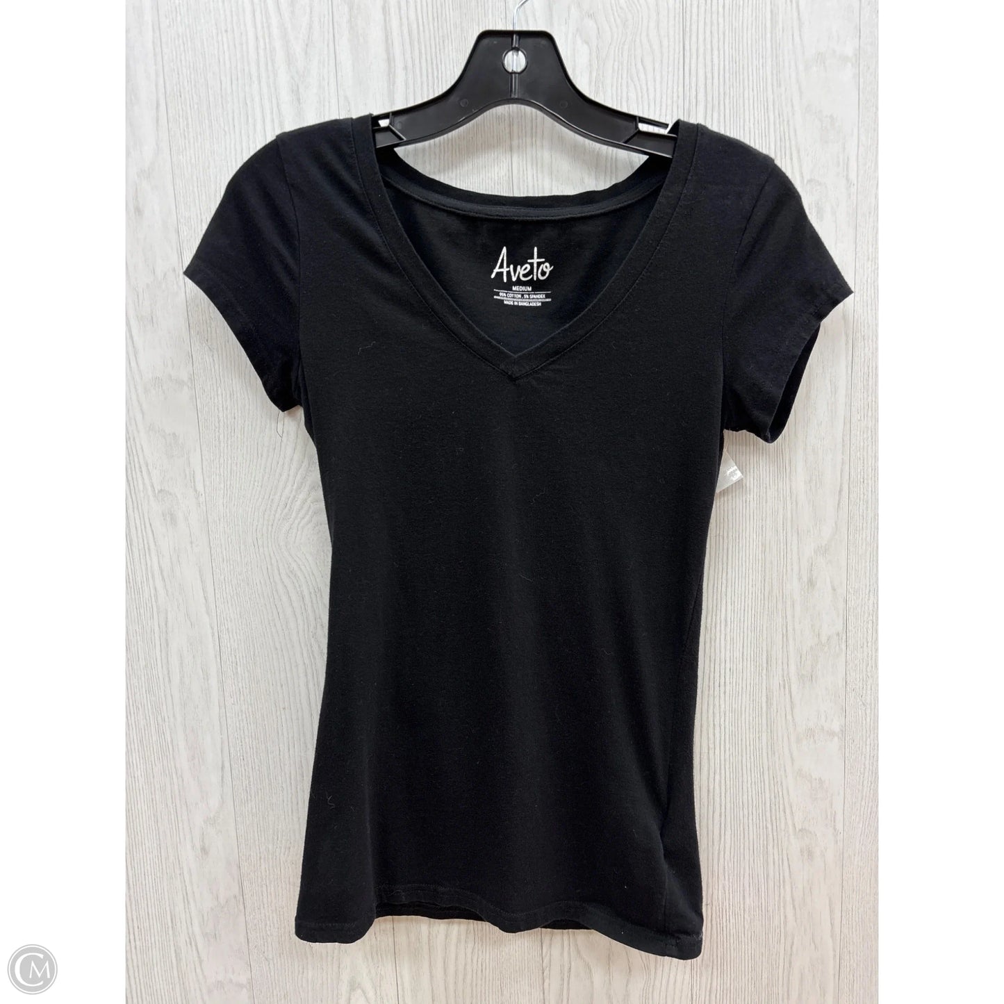 Top Short Sleeve By Clothes Mentor In Black, Size: M