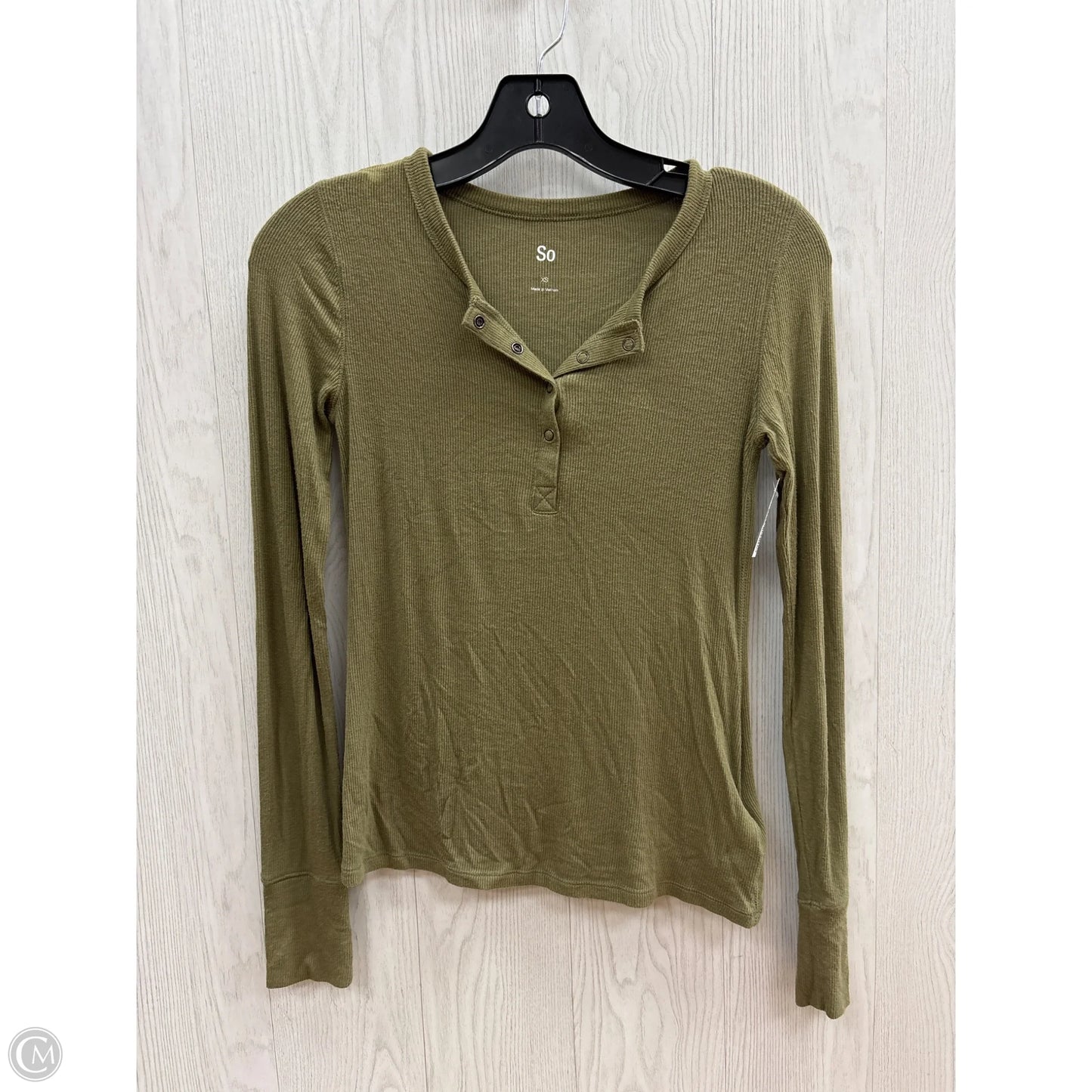 Top Long Sleeve By So In Green, Size: Xs
