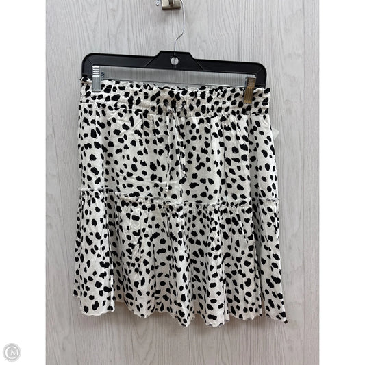 Skirt Mini & Short By Clothes Mentor In Polkadot Pattern, Size: M