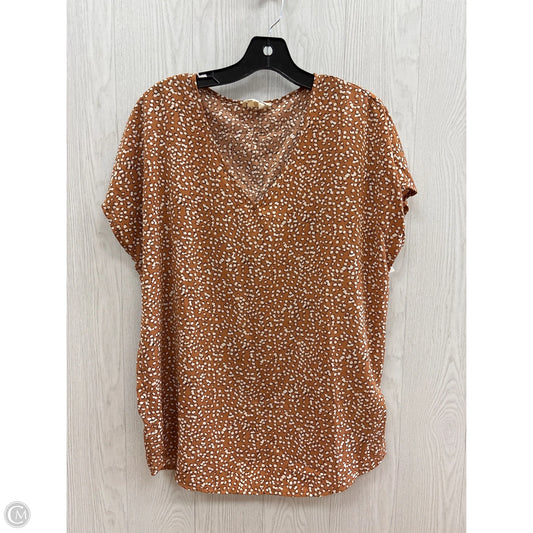 Top Short Sleeve By Clothes Mentor In Tan & White, Size: S