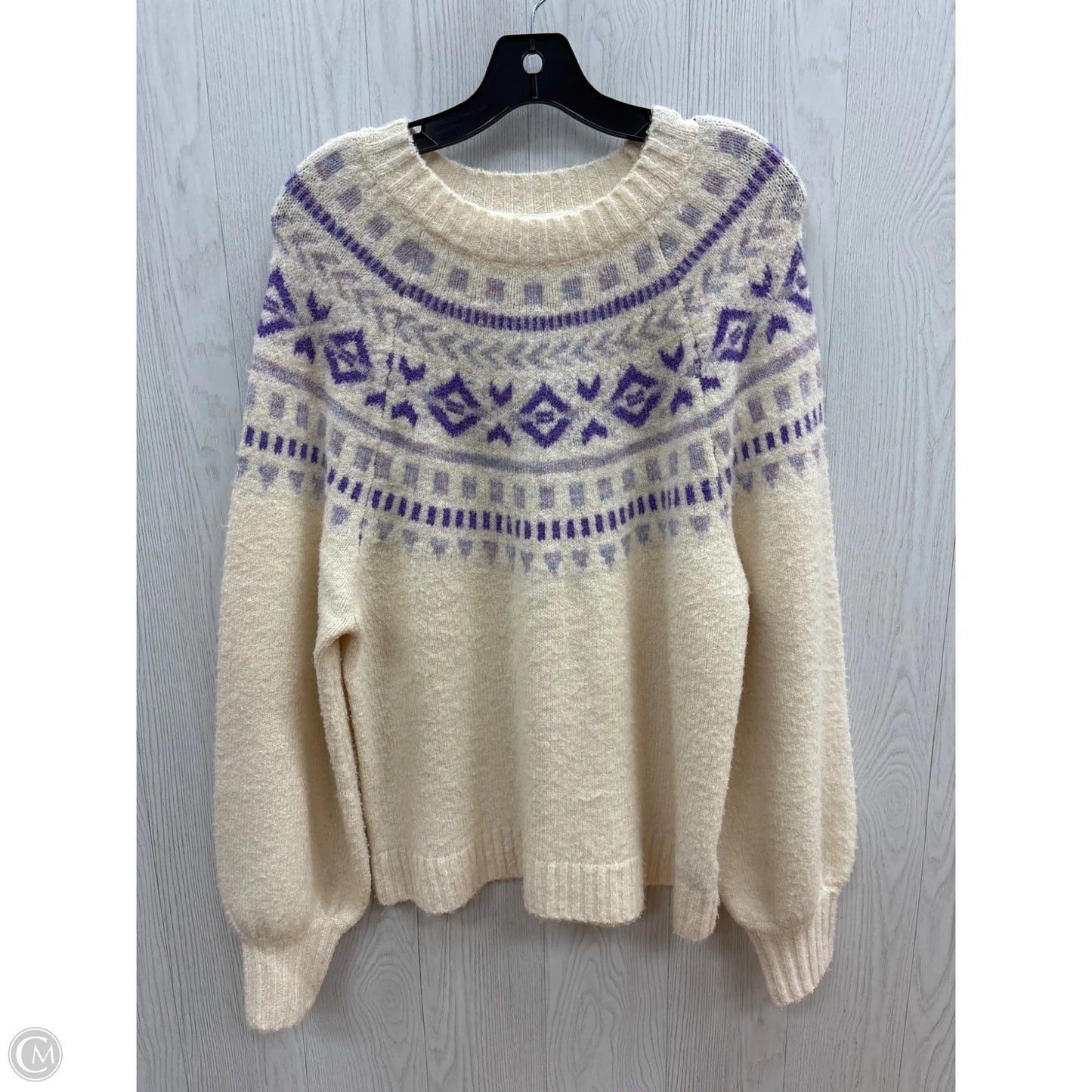 Sweater By Clothes Mentor In Cream, Size: M
