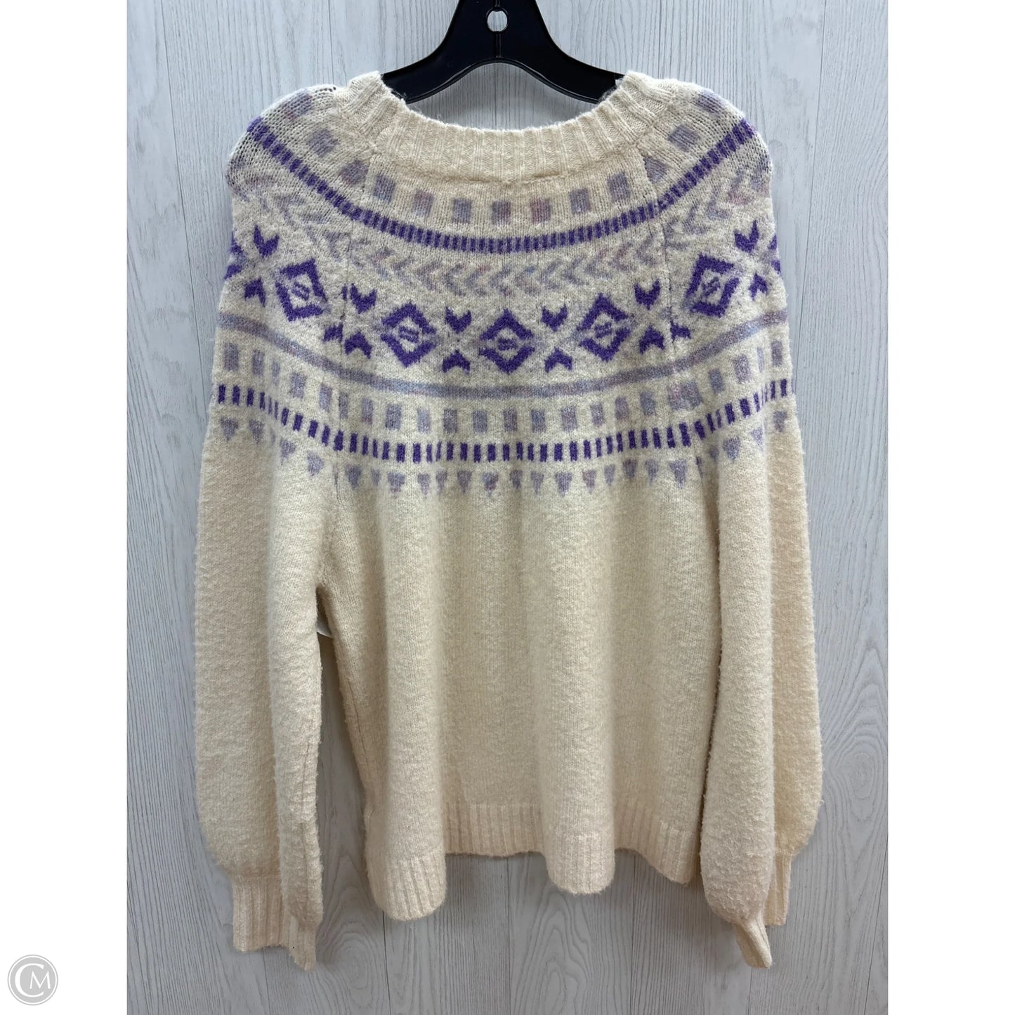 Sweater By Clothes Mentor In Cream, Size: M